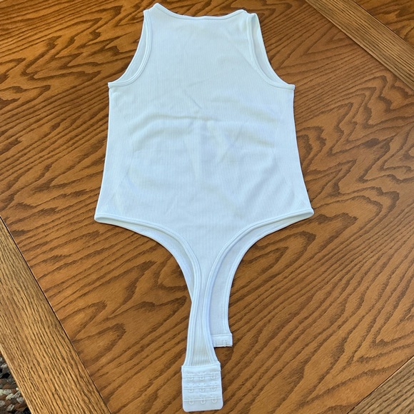 NWOT Dynamic Ribbed One Size Women’s Bodysuit - Picture 3 of 7